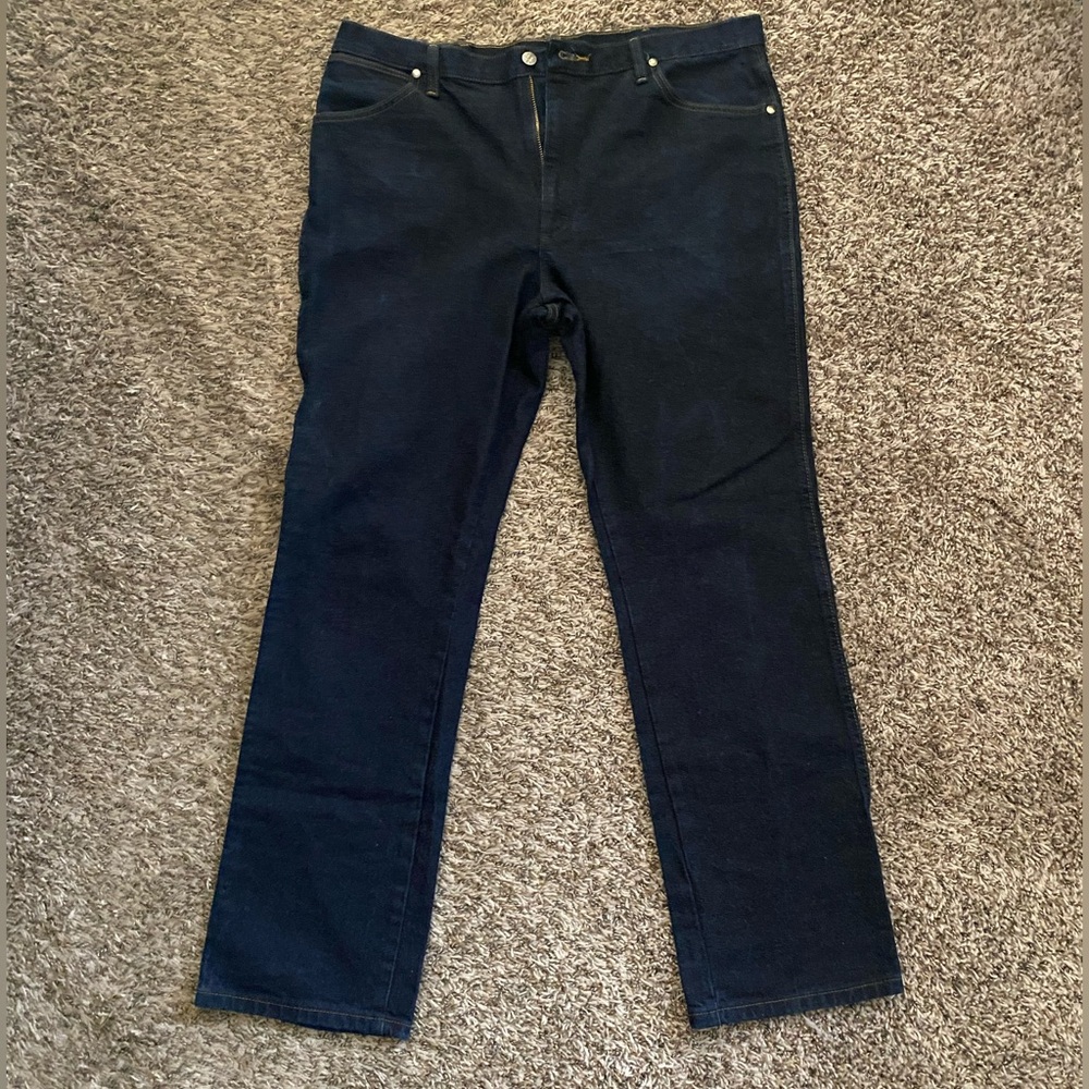 Wrangler Men’s Dark Denim Jeans: Size 38, Inseam 32